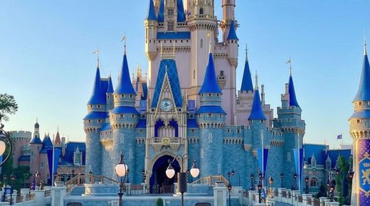 Disney World Cinderella Castle — Disney travel planning with a travel advisor